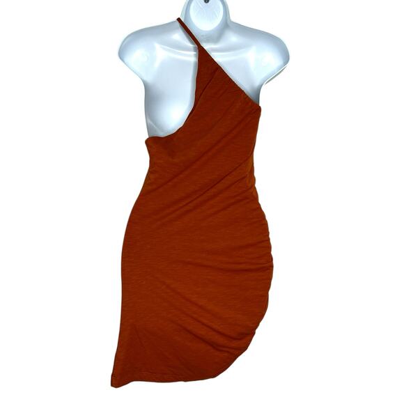 Sundry S Revolve Asymmetrical Ruched One Shoulder Mini Dress Tandoori - Picture 3 of 9